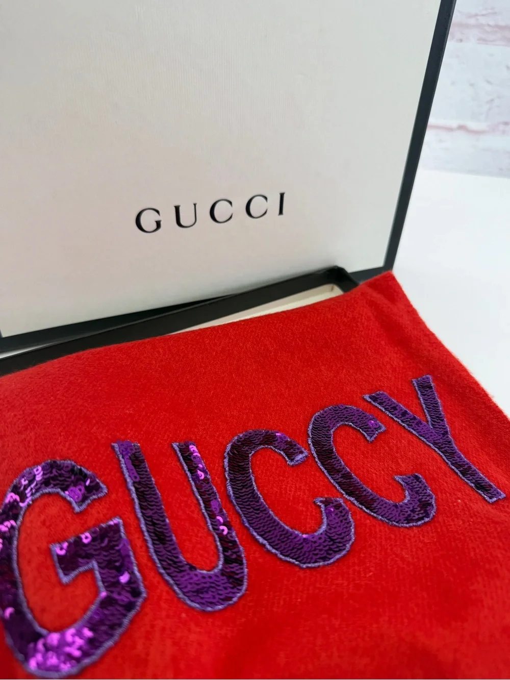 NWT Gucci Red Sequin Guccify Fringe Scarf